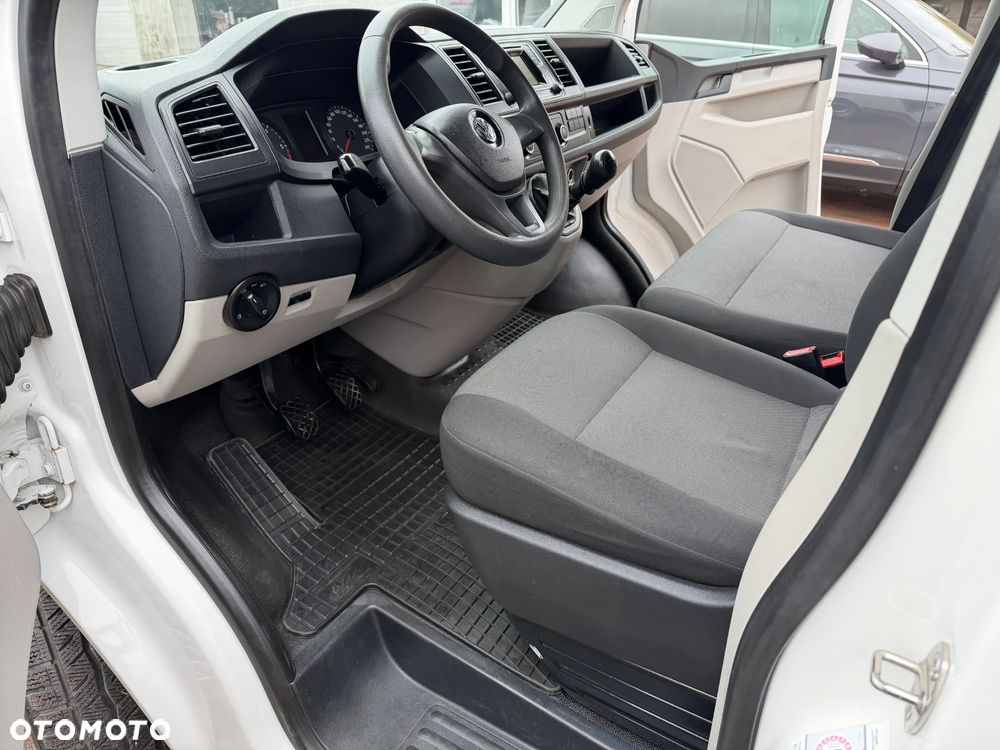 Volkswagen Transporter - 10