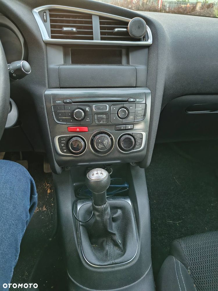 Citroën C4 1.6 VTi Seduction - 4