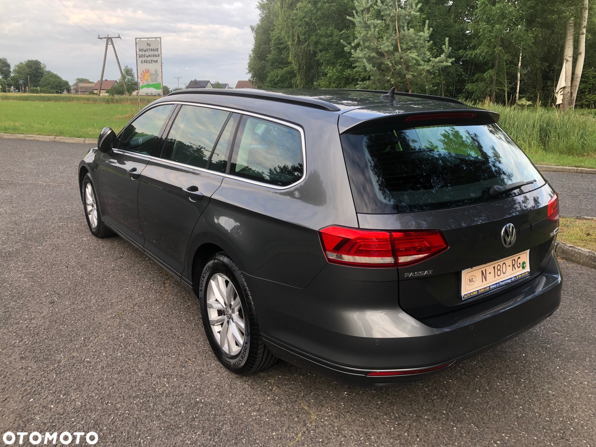 Volkswagen Passat Variant 1.6 TDI (BlueMotion Technology) Comfortline - 12