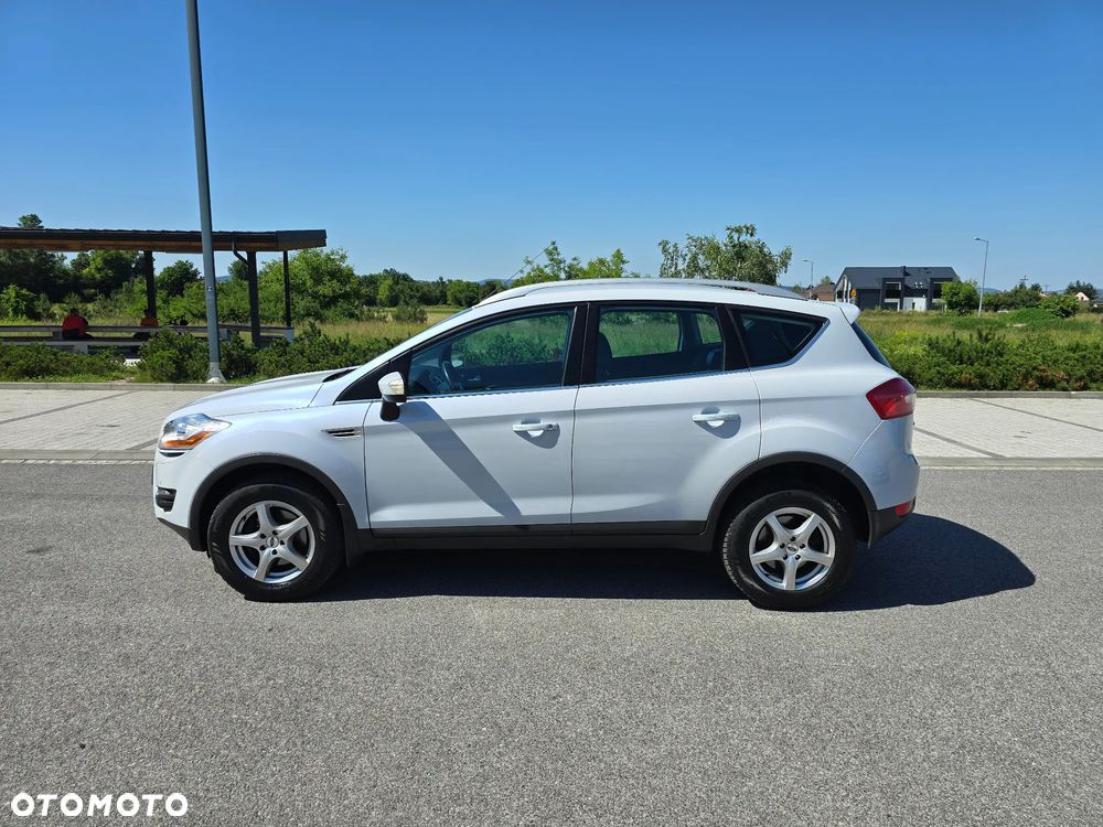 Ford Kuga 2.0 TDCi 4x4 Titanium - 22