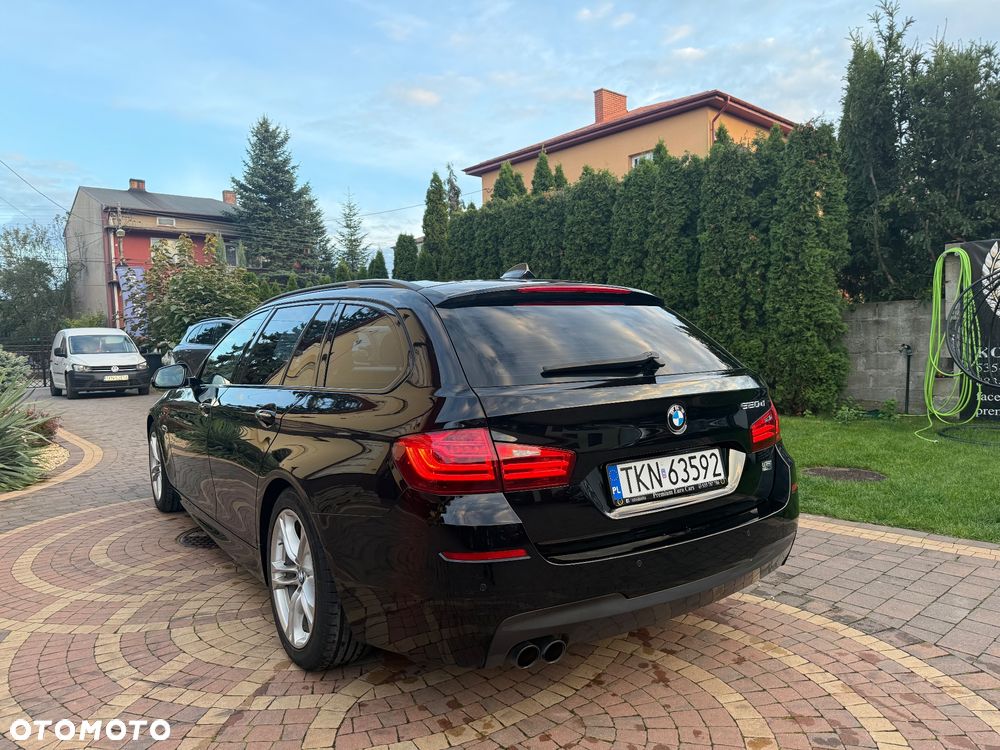 BMW Seria 5 520d Touring M Sport Edition - 14