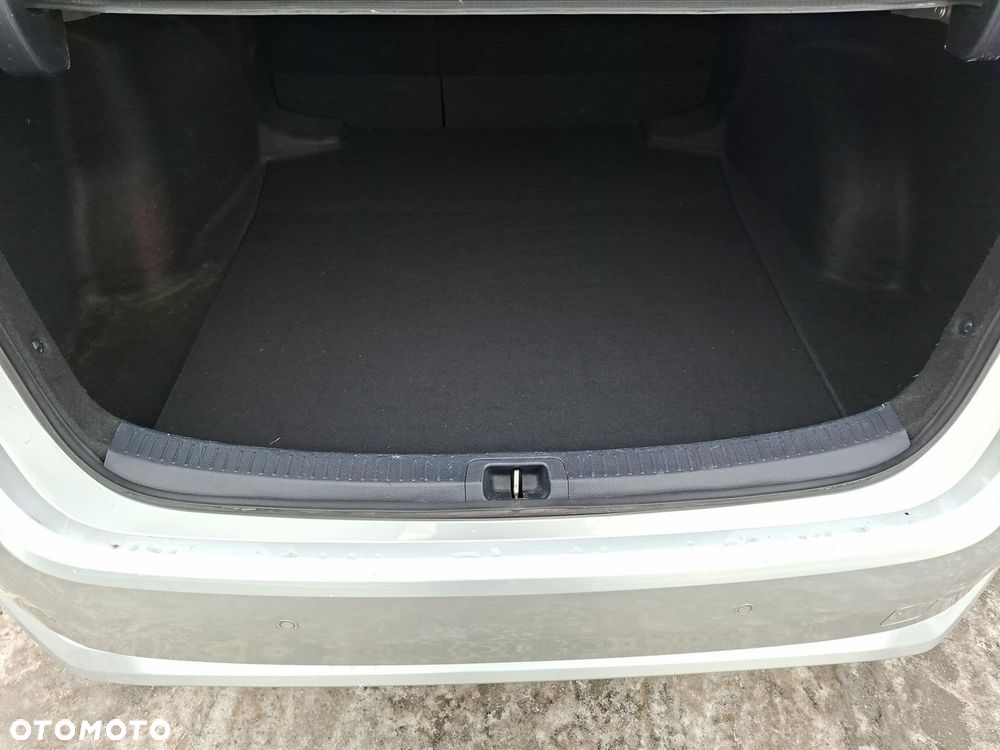 Toyota Corolla 1.6 Premium EU6 - 10