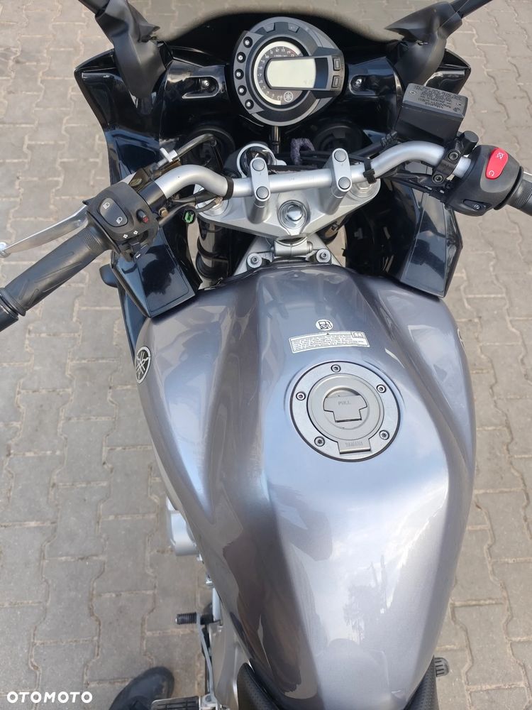 Yamaha FZ6 - 22