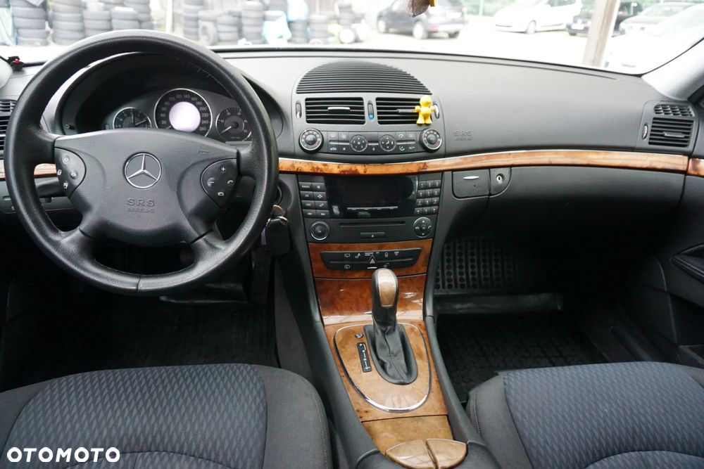 Mercedes-Benz Klasa E - 12