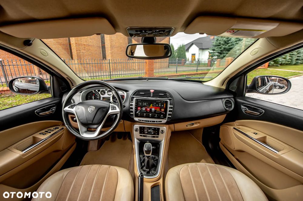 Lancia Delta 1.4 MultiAir 16v Platinum - 5