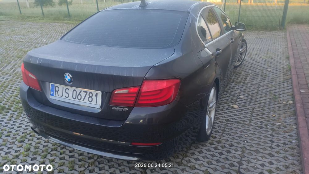 BMW Seria 5 520d Luxury Line - 3