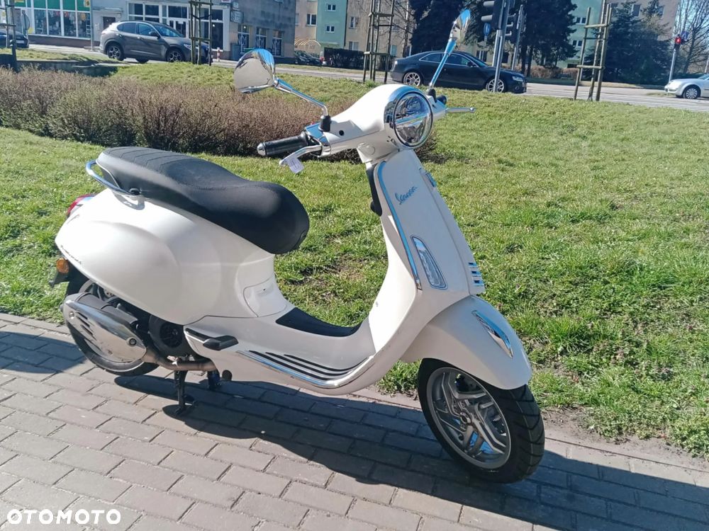 Vespa Primavera - 4