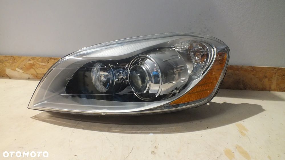 Bi xenon lewy Volvo XC60 - 1