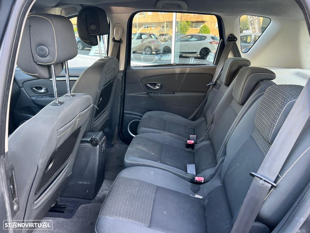 Renault Scénic 1.9 dCi FAP Dynamique - 12
