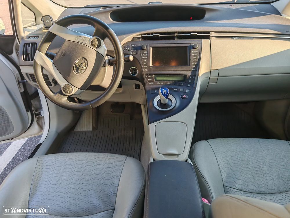 Toyota Prius 1.8 Premium+Pele+GPS - 16