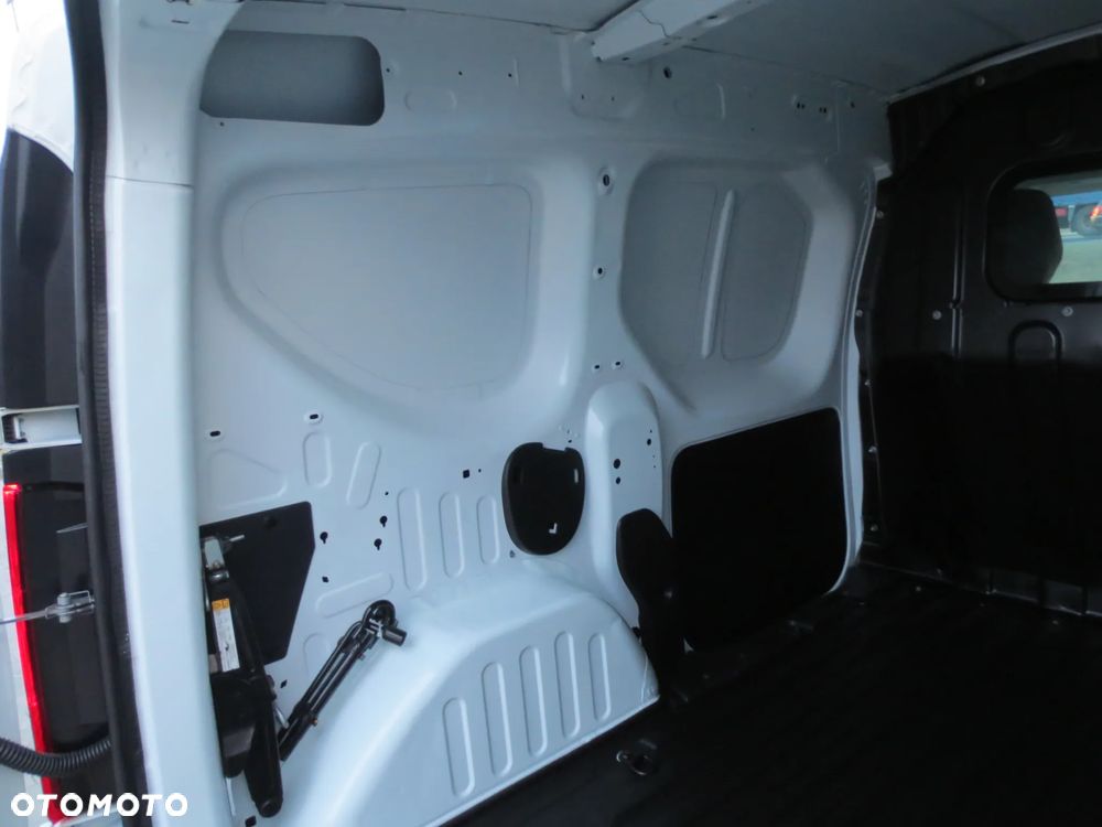 Renault EXPRESS  1.3/102 KM.  -NISKI PRZEBIEG SALON POLSKA - 29