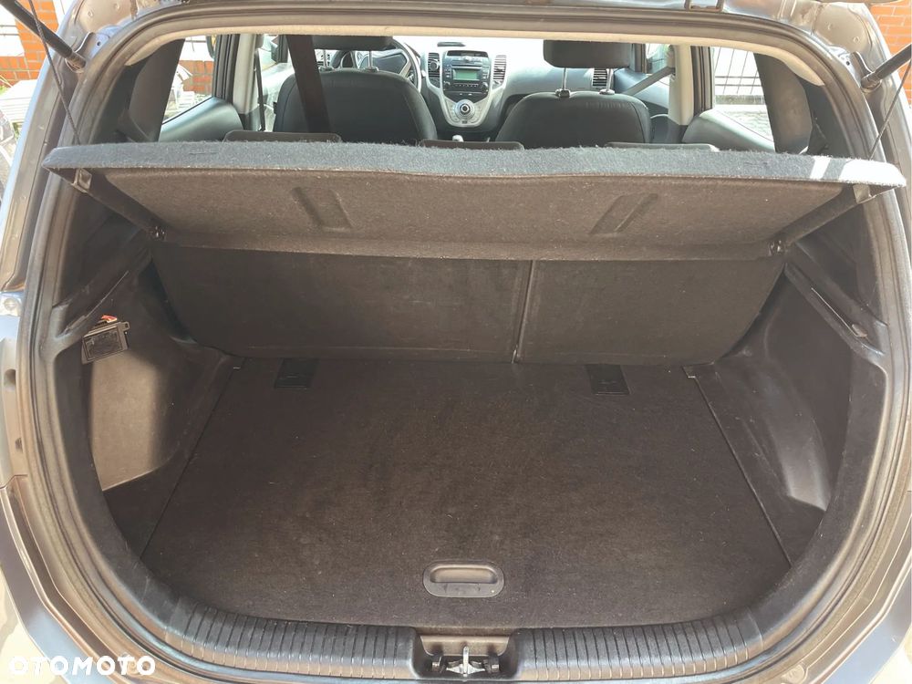 Hyundai ix20 - 3