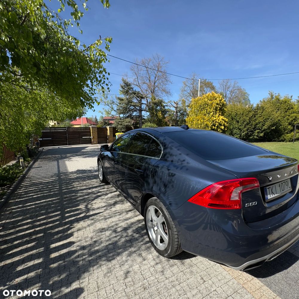 Volvo S60 D3 Momentum - 7