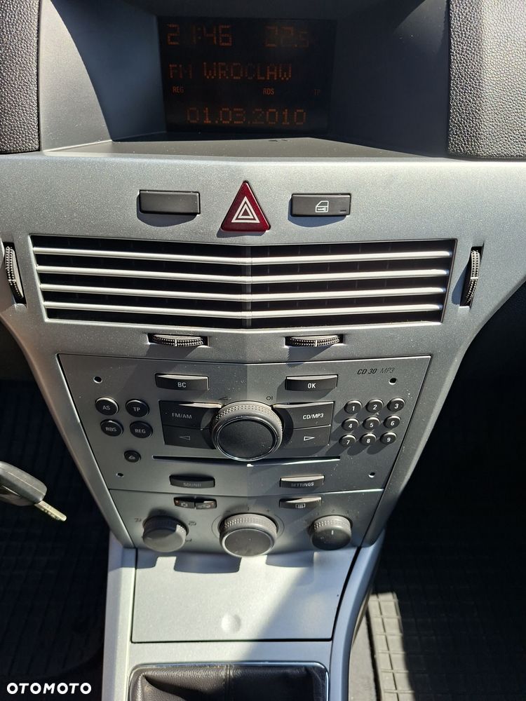 Opel Astra - 16