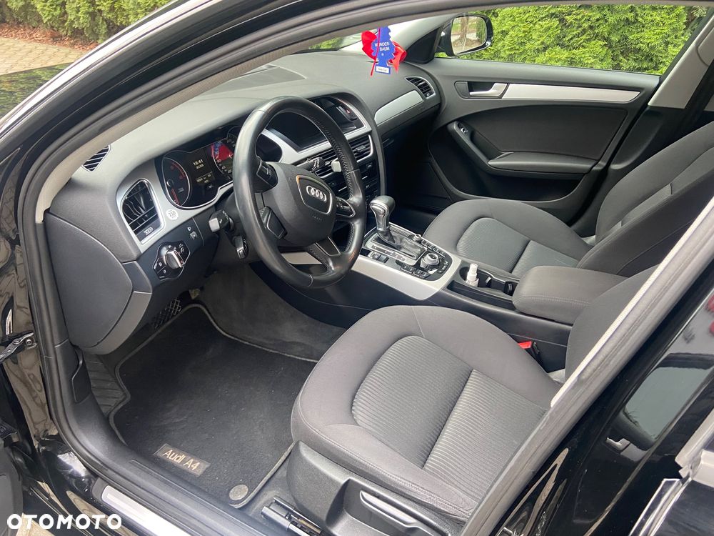 Audi A4 Avant 2.0 TDI DPF clean diesel multitronic Ambiente - 12