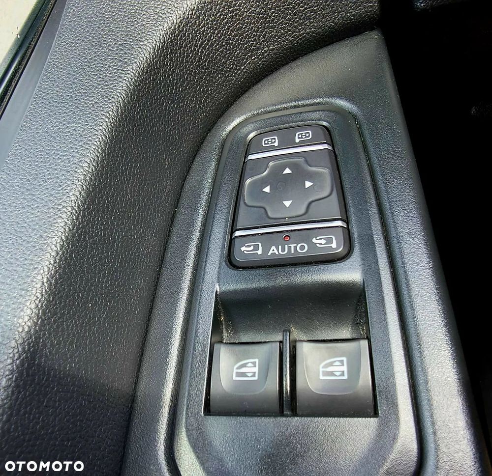 Renault Trafic - 26