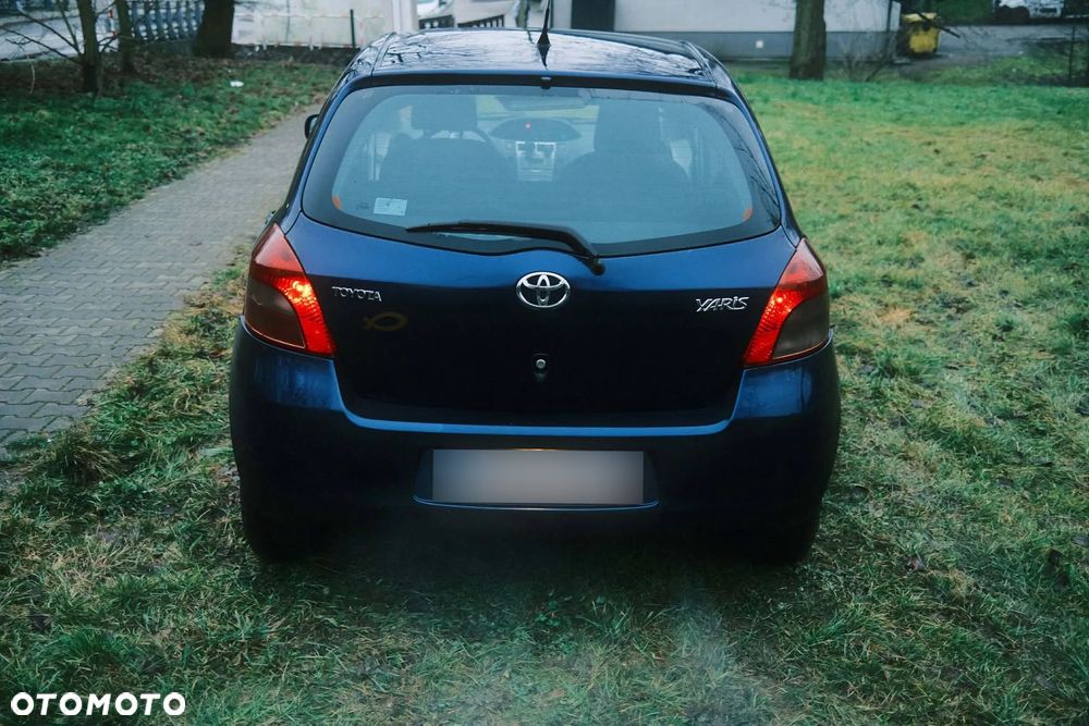 Toyota Yaris - 36