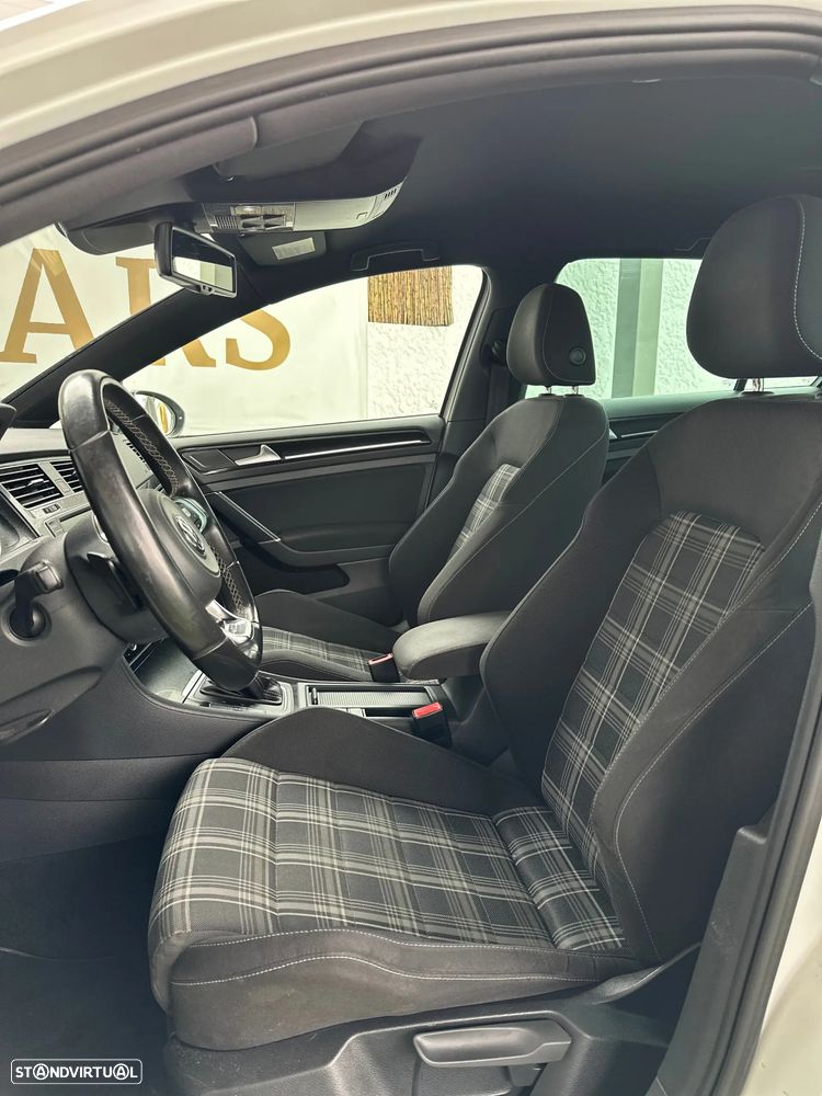 VW Golf 2.0 TDI GTD DSG - 15
