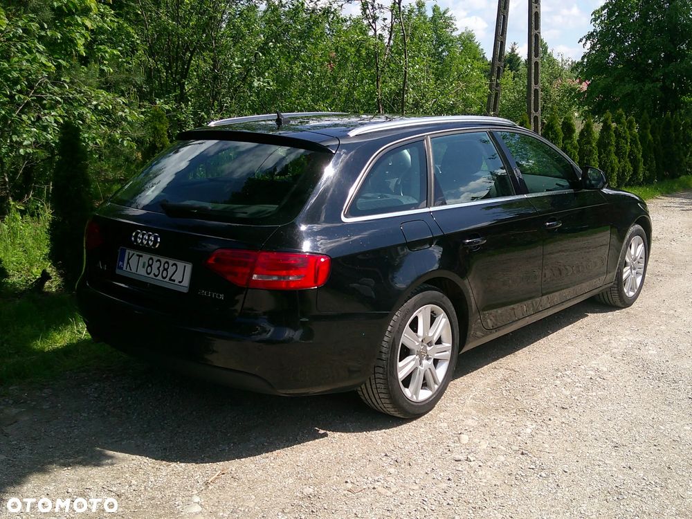 Audi A4 Avant 2.0 TDI - 10
