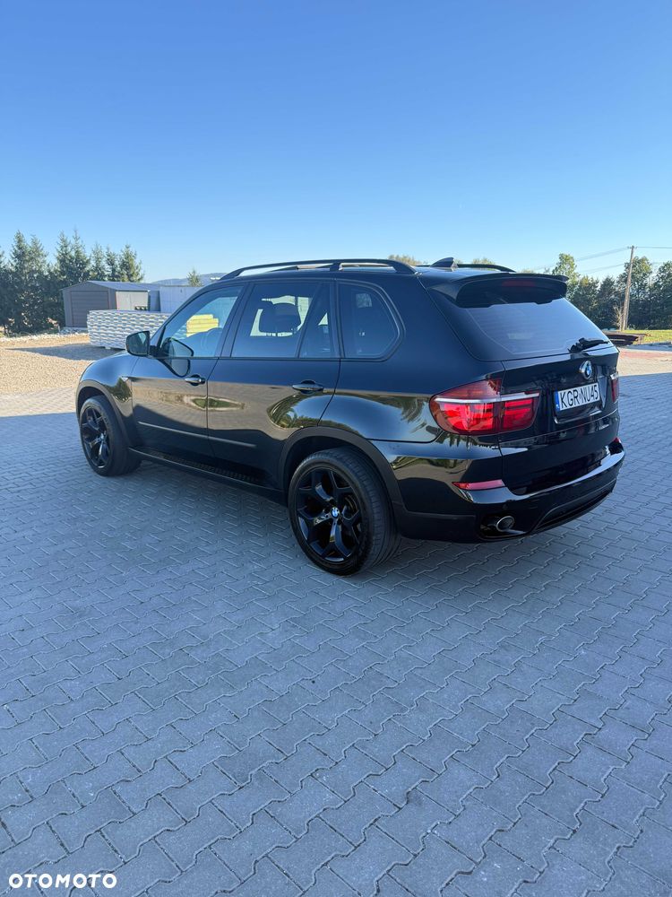 BMW X5 2011 photo 2