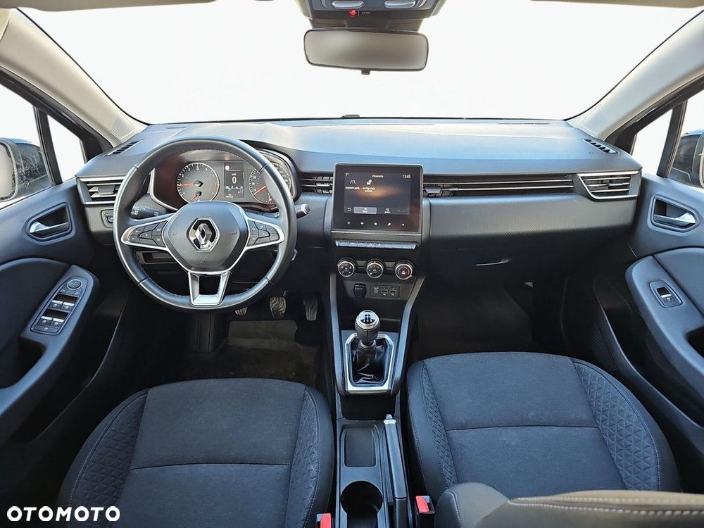 Renault Clio - 31