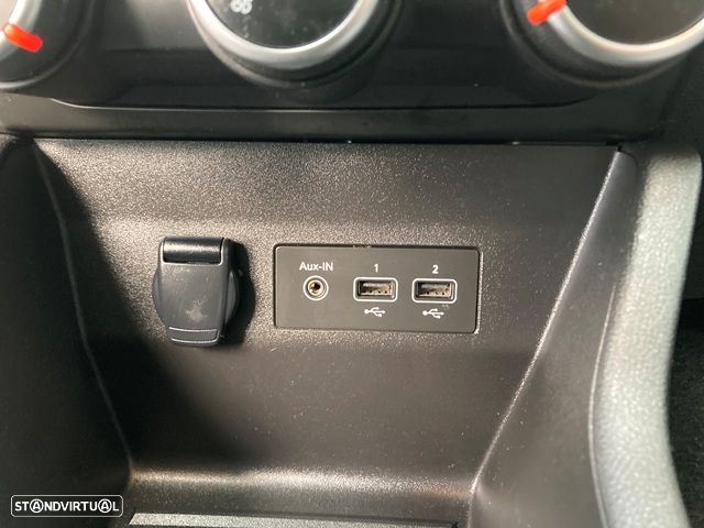 Renault Clio 1.0 TCe Limited Bi-Fuel - 23