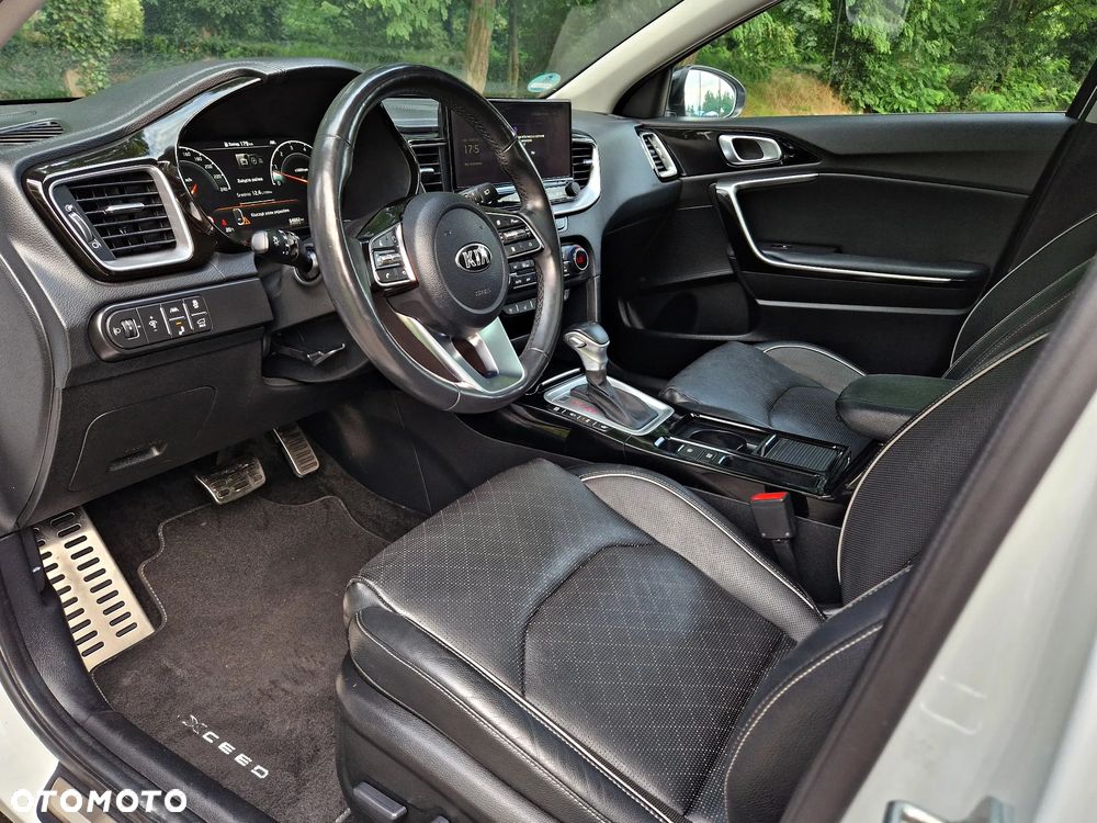 Kia XCeed - 19