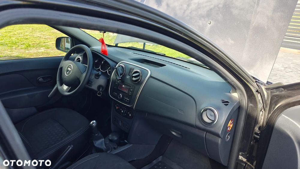 Dacia Sandero 1.2 16V Laureate EU6 - 6
