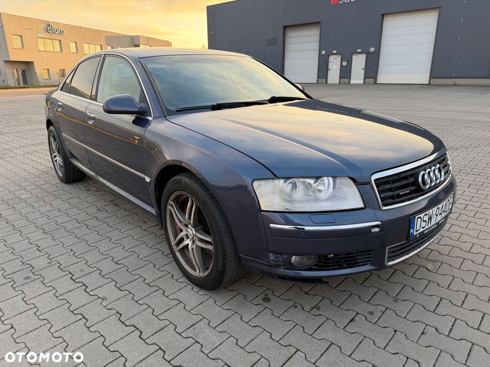 Audi A8 - 6