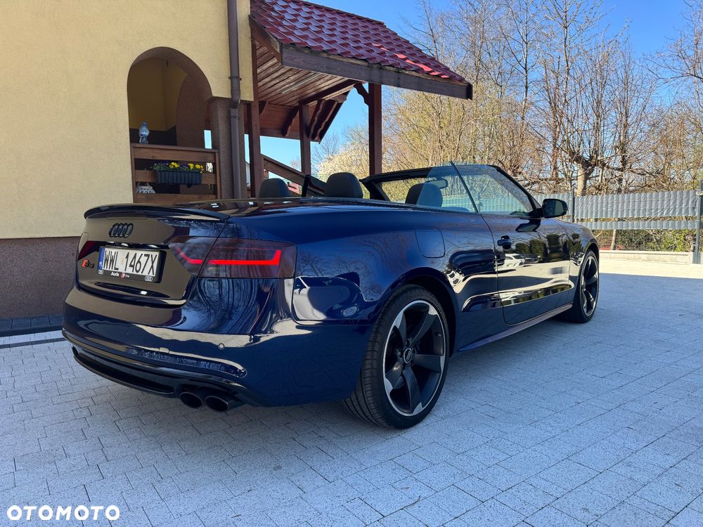 Audi S5 Cabrio - 1