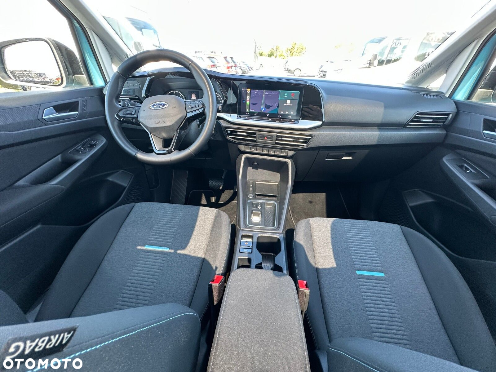 Ford Tourneo Connect Grand - 16