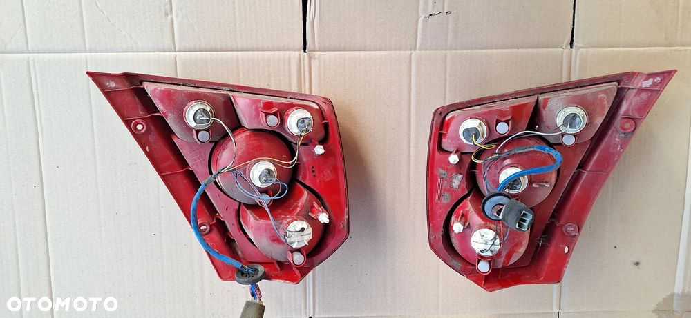 Lampa tyl prawa lewa AVEO T200 - 2