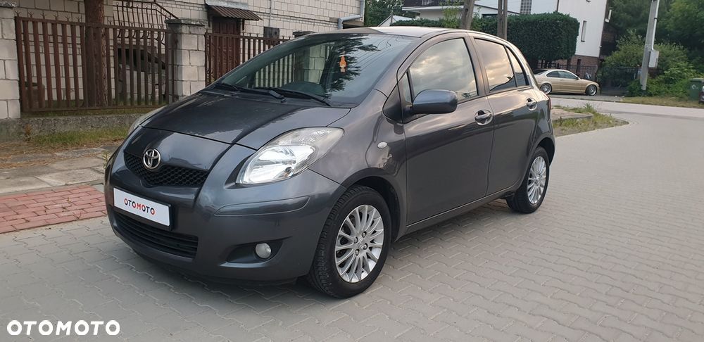 Toyota Yaris 1.33 VVT-i Sol - 1