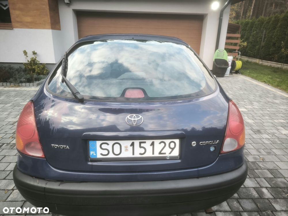 Toyota Corolla 2001 photo 3