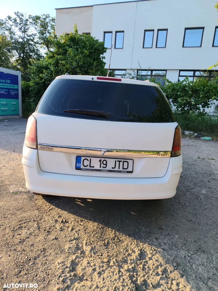 Opel Astra 1.9 CDTI Enjoy - 3