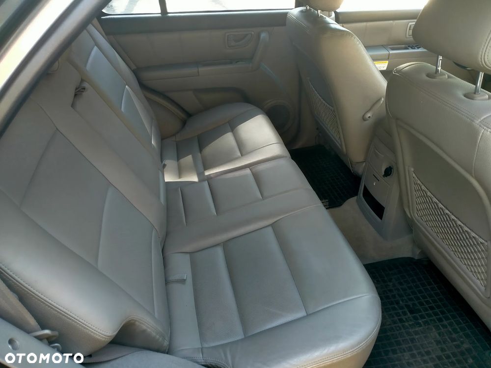 Kia Sorento 2.5 CRDi DPF EX - 9