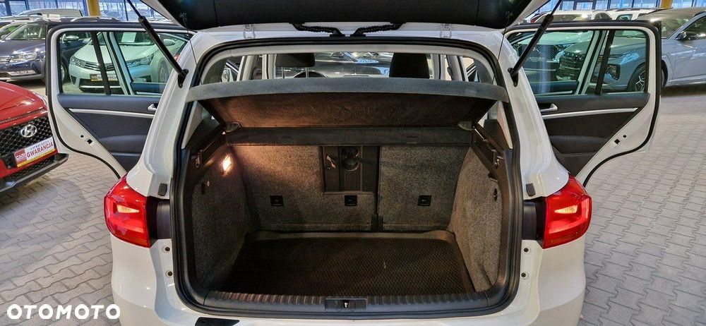 Volkswagen Tiguan - 26