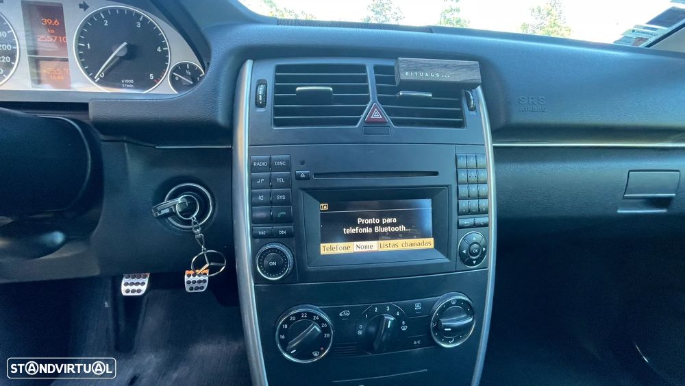 Mercedes-Benz B 180 CDI - 15