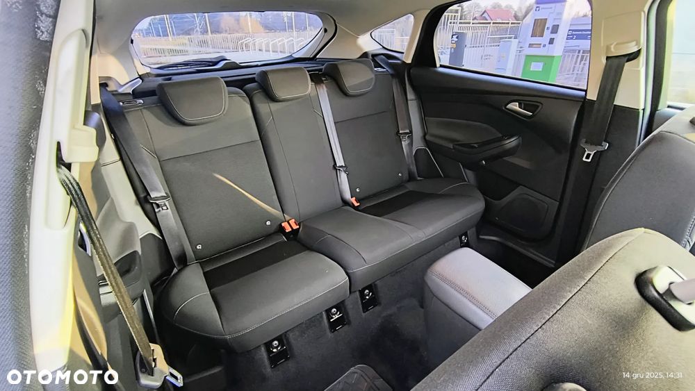 Ford Focus 1.0 EcoBoost Trend - 10