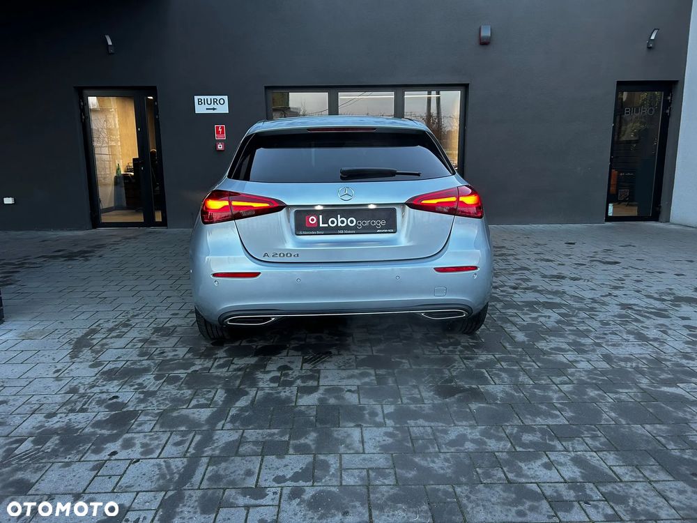 Mercedes-Benz Klasa A 200 d Progressive 8G-DCT - 10