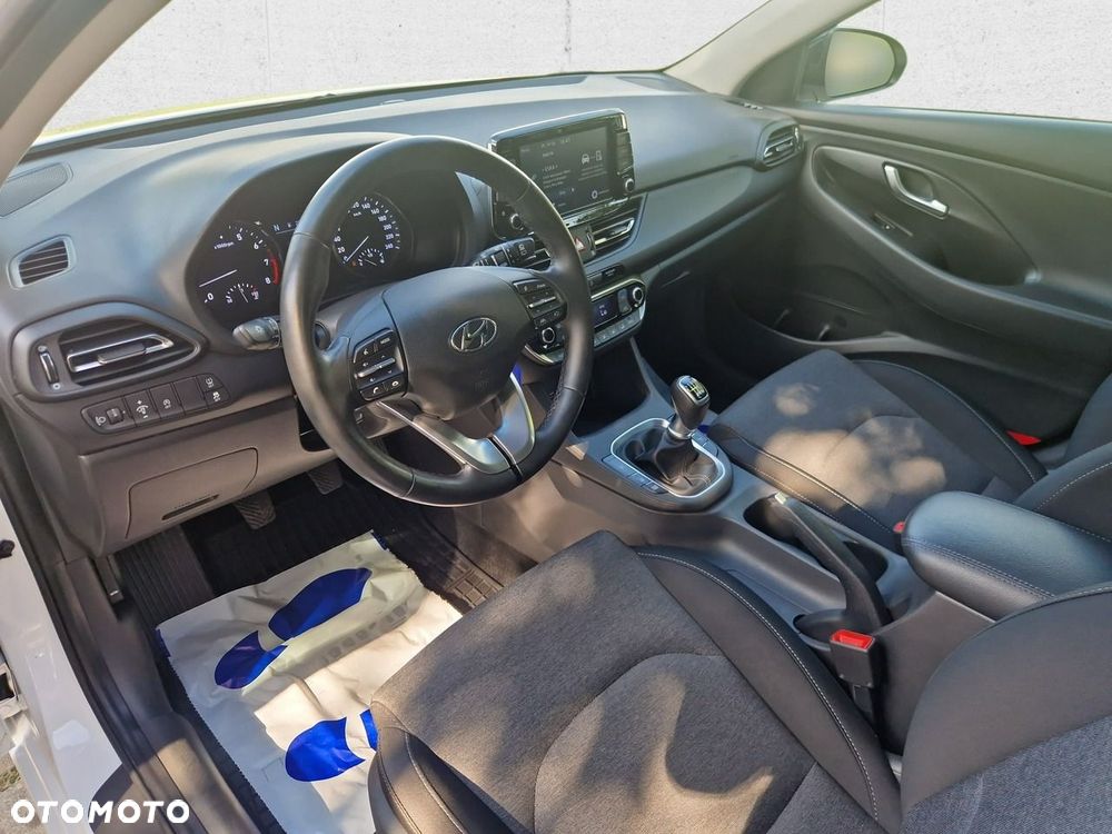 Hyundai i30 - 12