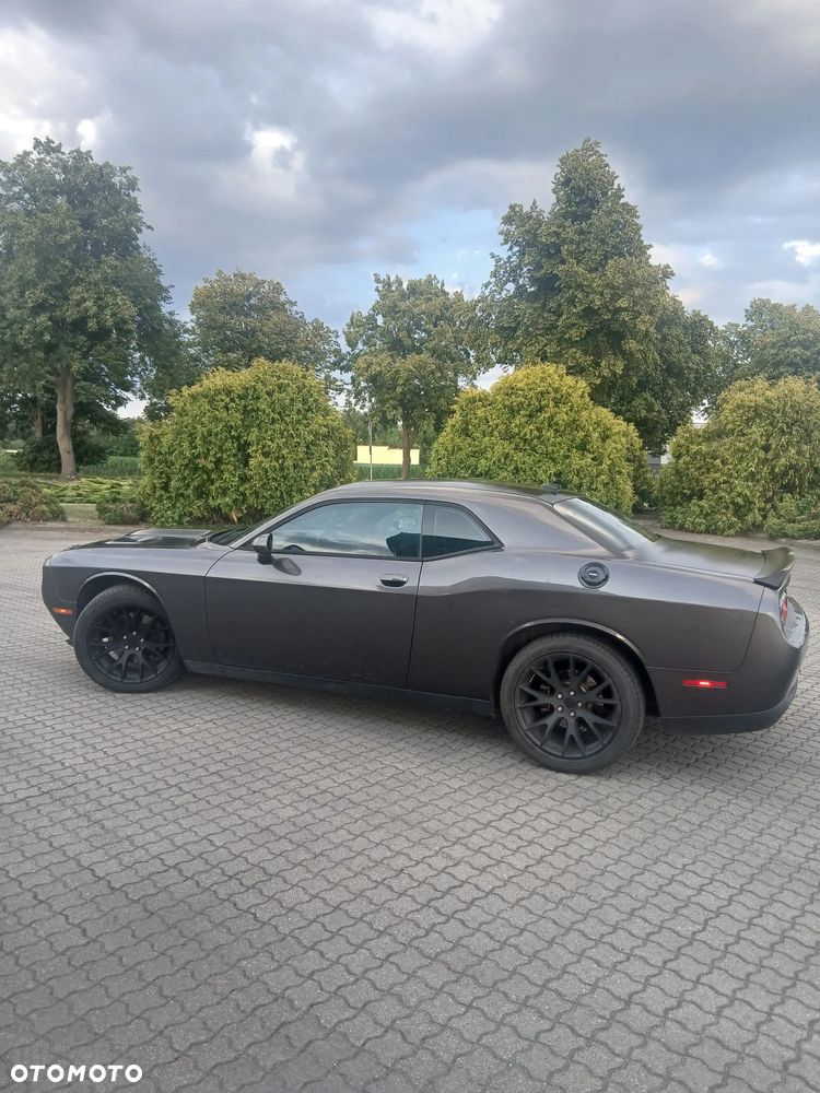 Dodge Challenger Automatik SXT Plus - 2