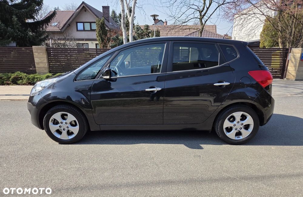 Kia Venga 1.4 Business Line - 13