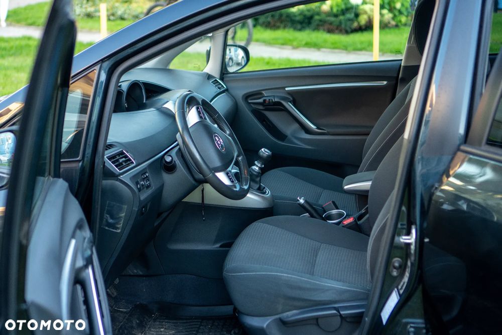 Toyota Verso - 9