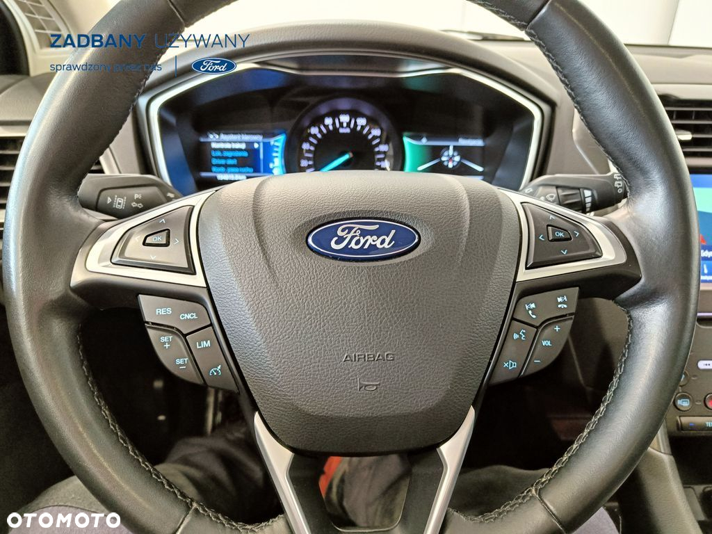 Ford Mondeo 2.0 Hybrid Titanium - 18