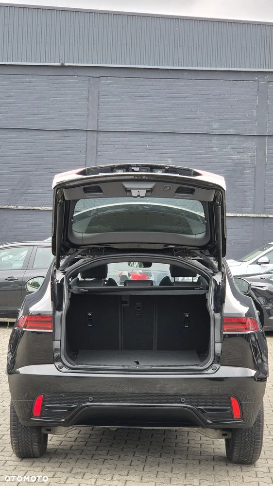 Jaguar E-Pace - 11
