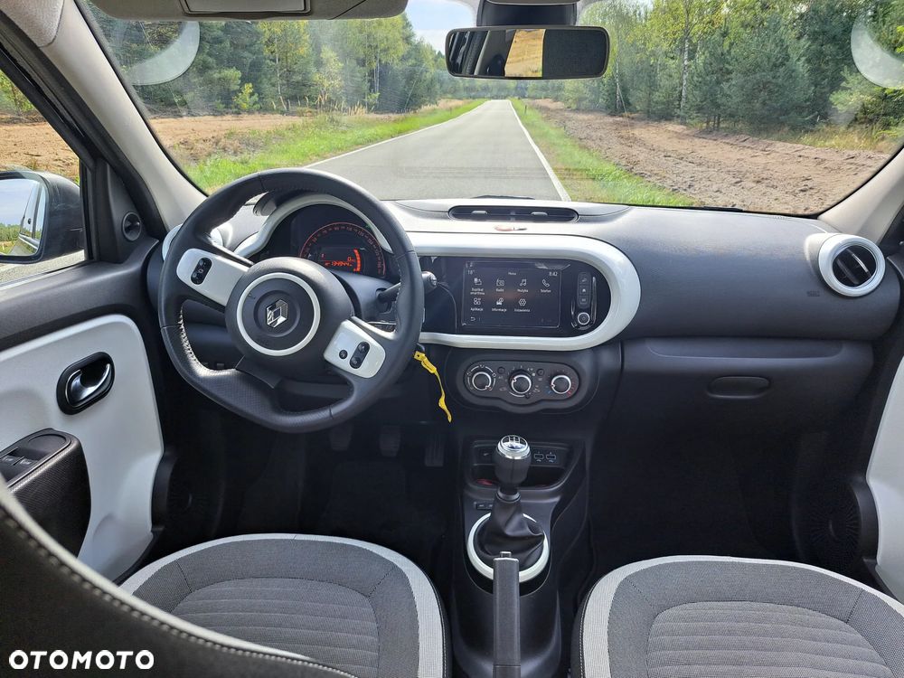 Renault Twingo SCe 65 INTENS - 36