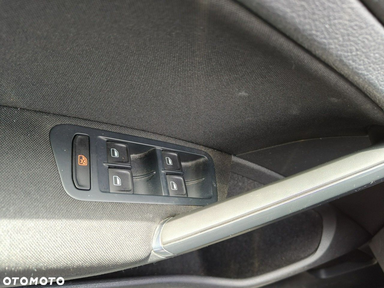 Volkswagen Golf - 16