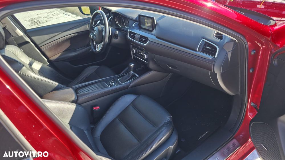 Mazda 6 CD175 AT Revolution Top - 12