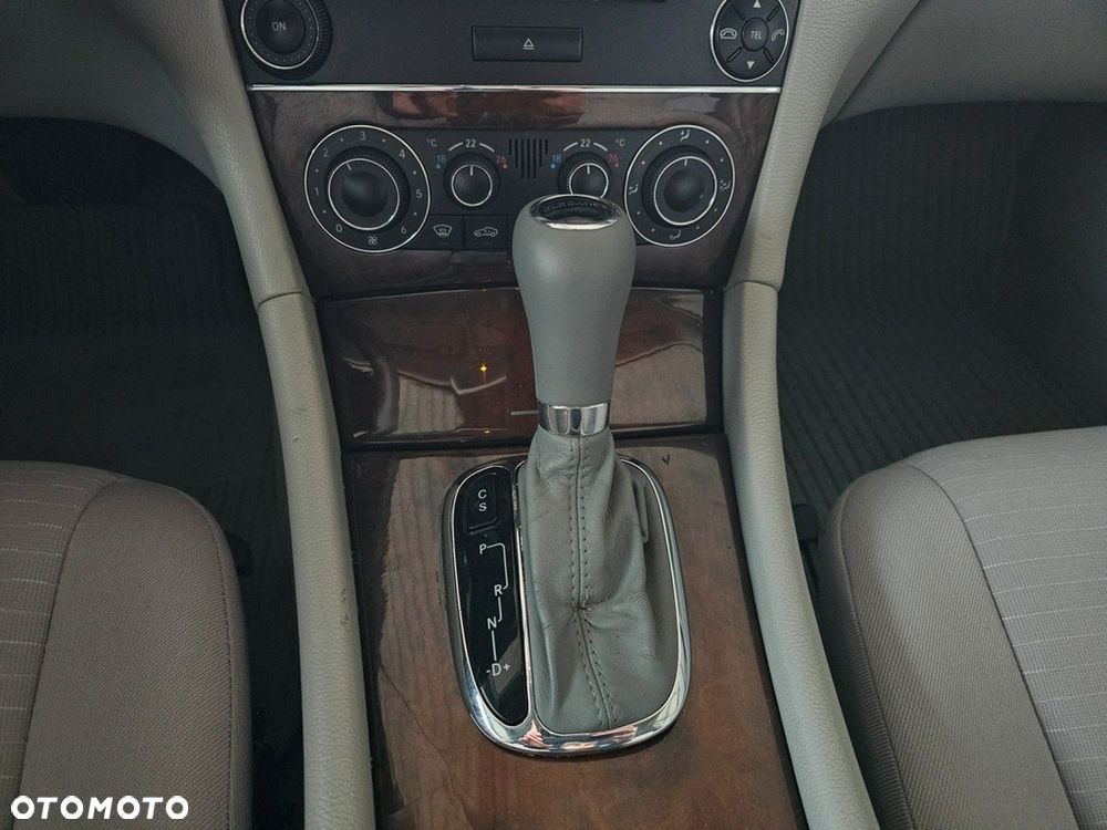 Mercedes-Benz Klasa C 180 Kompressor Automatik Elegance - 17